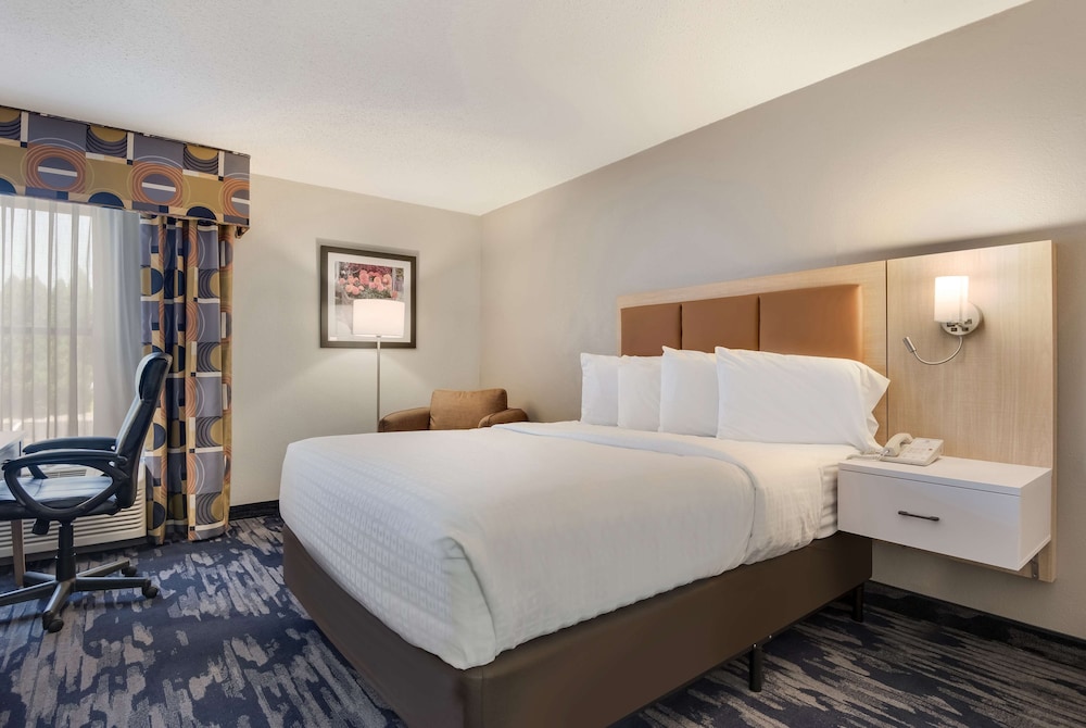 Best Western Batesville 27/73