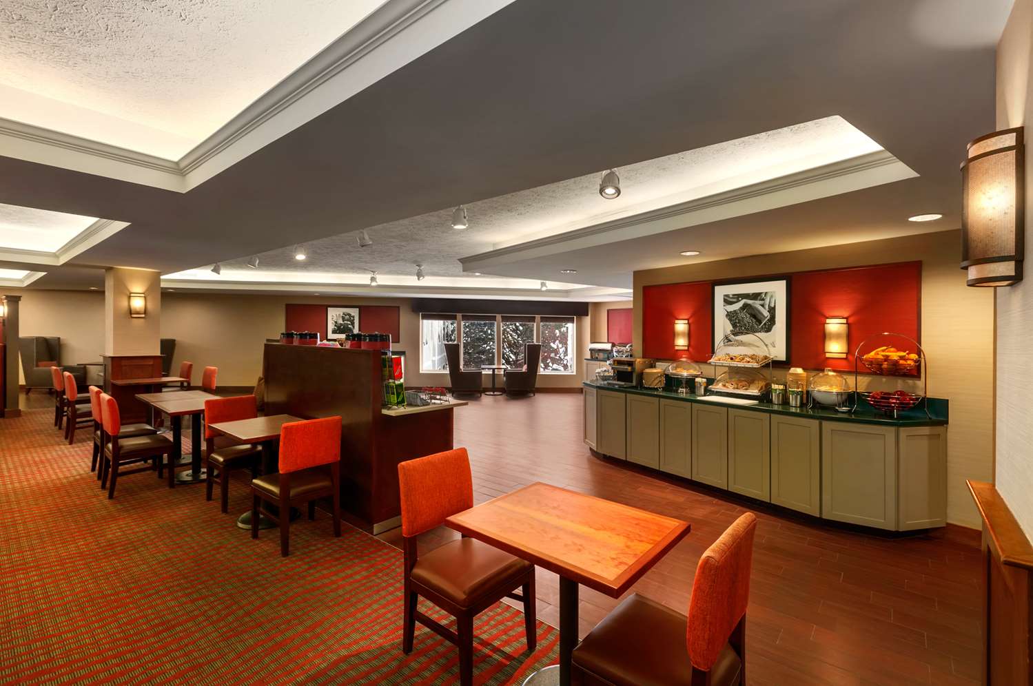 restaurant cafeteria