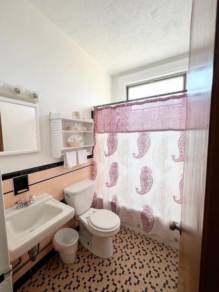Lenox Hotel and Suites 15/15