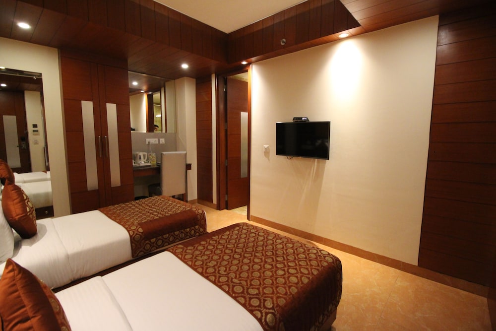 Hotel Golden Grand 14/51