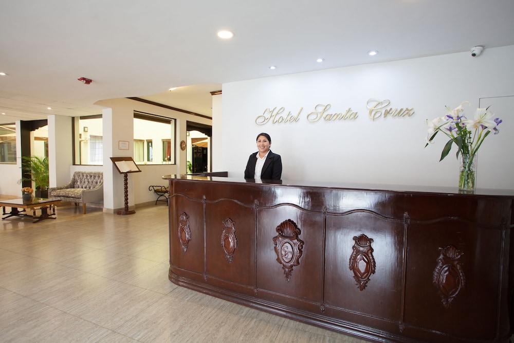 HOTEL SANTA CRUZ 5/60