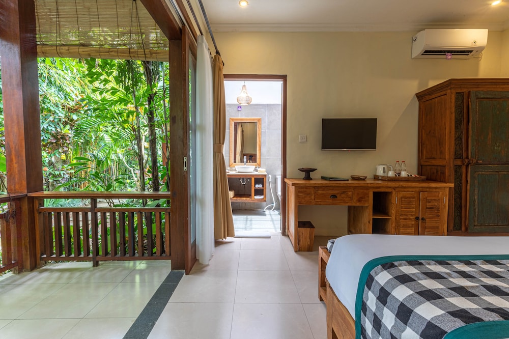 غرفة سوبيريور ديلوكس بسرير مزدوج، Meruhdani Boutique Hotel Ubud 7/10