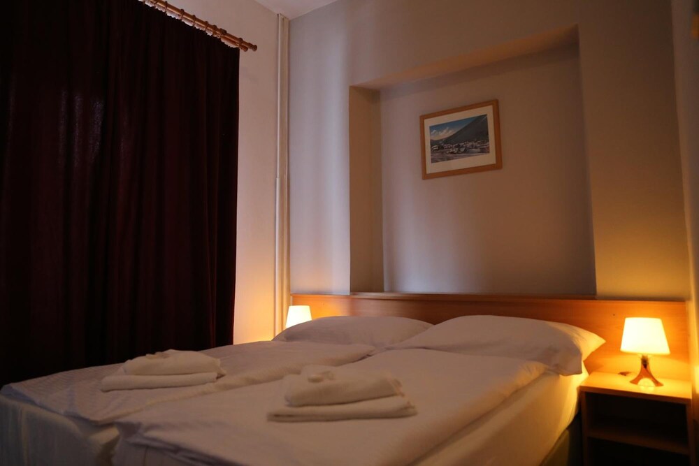 Hotel Harrachov Inn 8/48