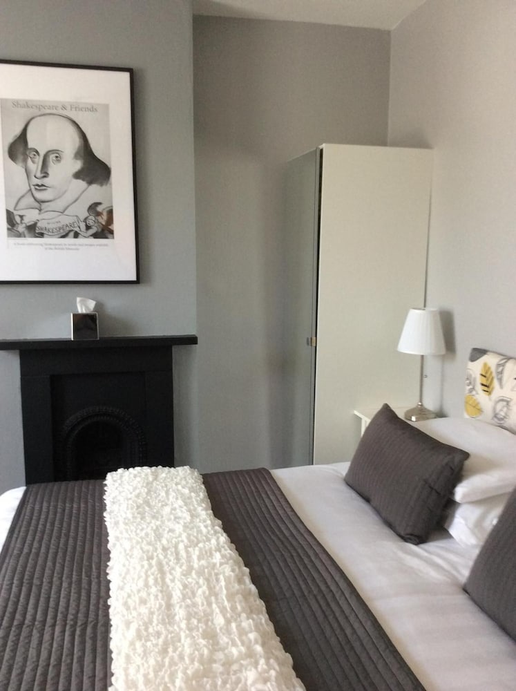 Hedley Villa Guest House 15/42