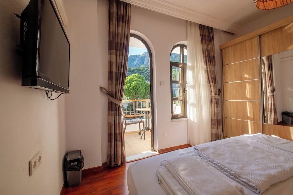 FAMILY SUITE, BEACH FRONT, MOUNTAIN VIEW