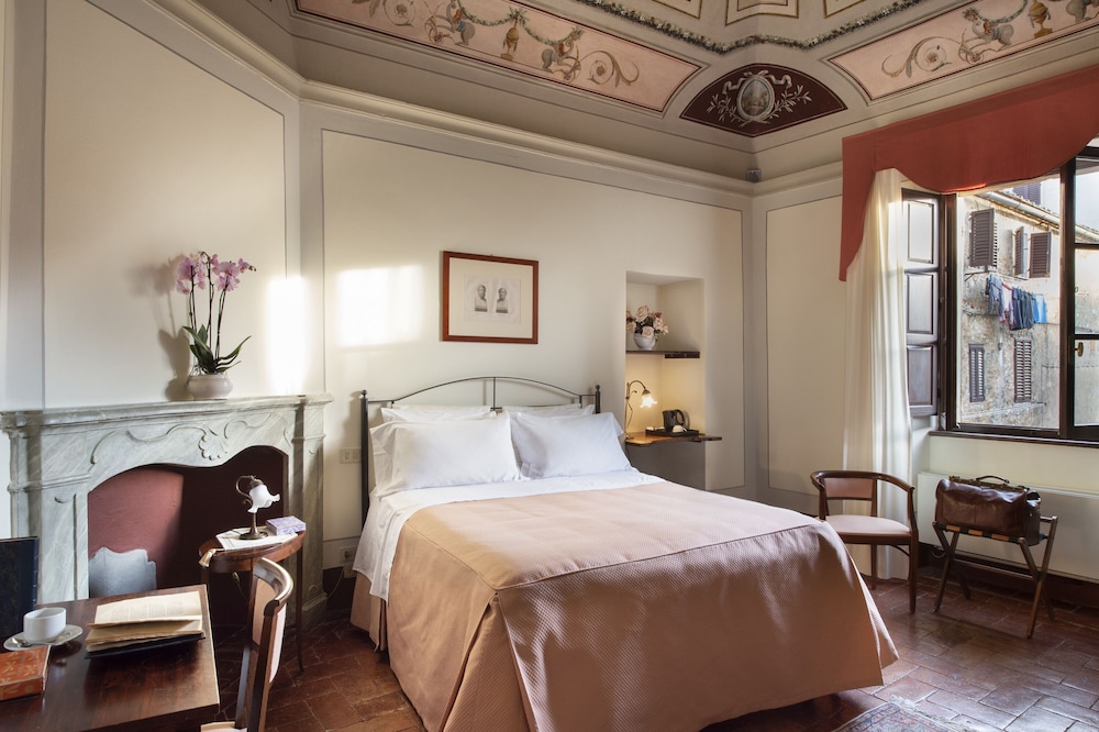 Hotel L Antico Pozzo 24/71