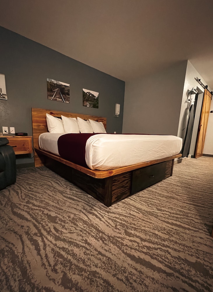 First Gold Hotel Suites Gaming 23/58