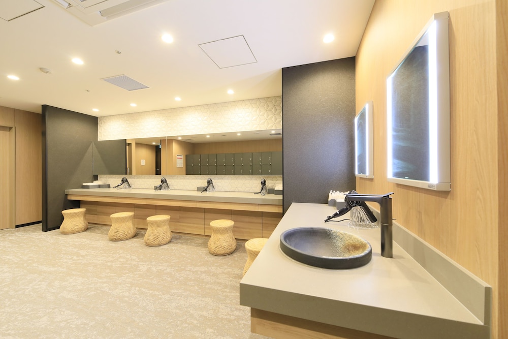 VIA INN Prime AKASAKA JR-West Group 36/47