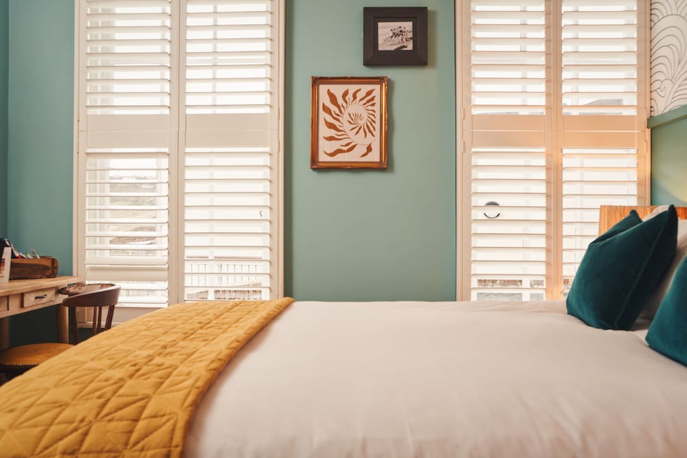 Room, Double Bed