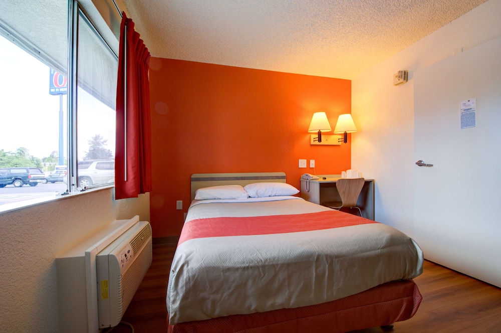Motel6 Seattle, WA - Airport 24/47