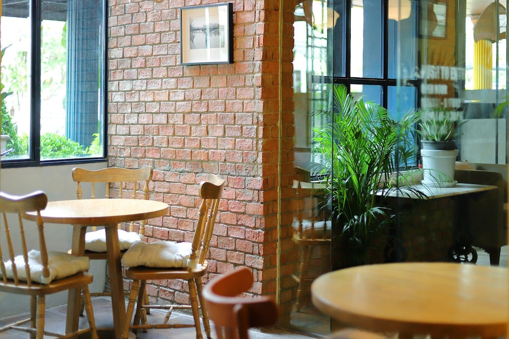 Bangkok Voyage Boutique 38/47