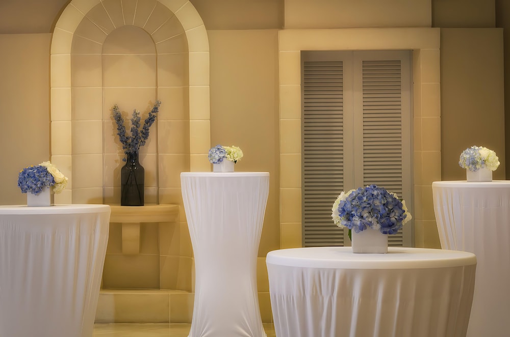 Corinthia Hotel St Georges Bay 9/50