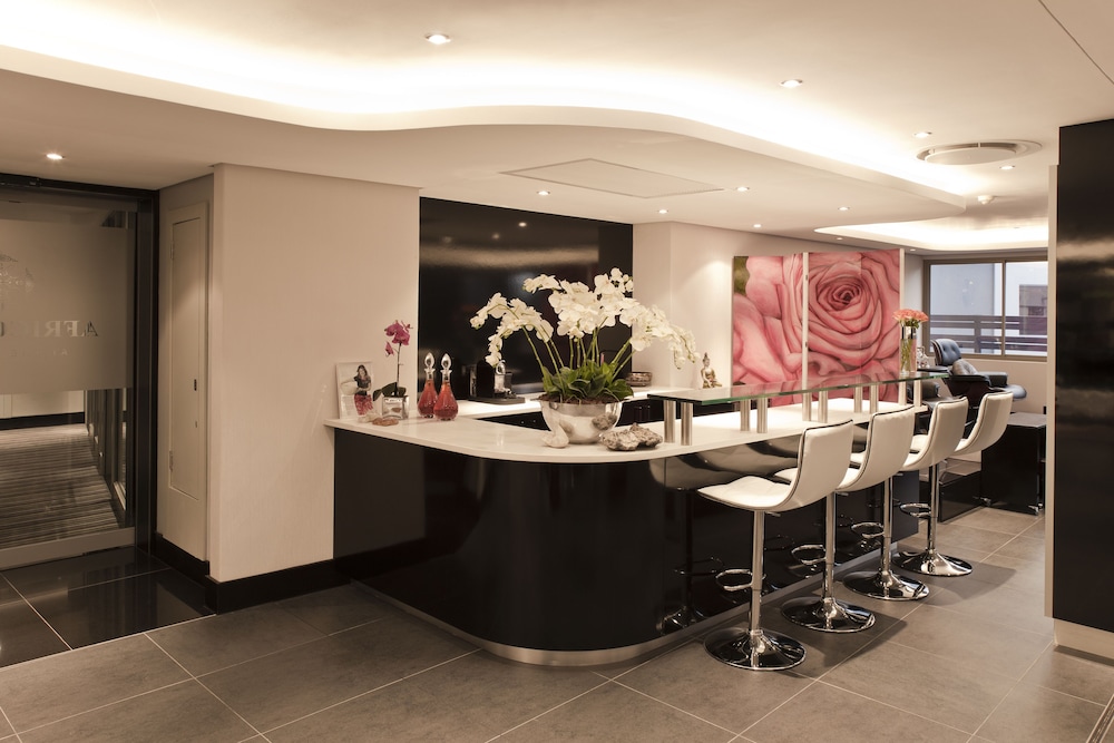 The Maslow Sandton 38/50