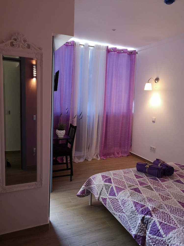Sensations Guesthouse 31/50
