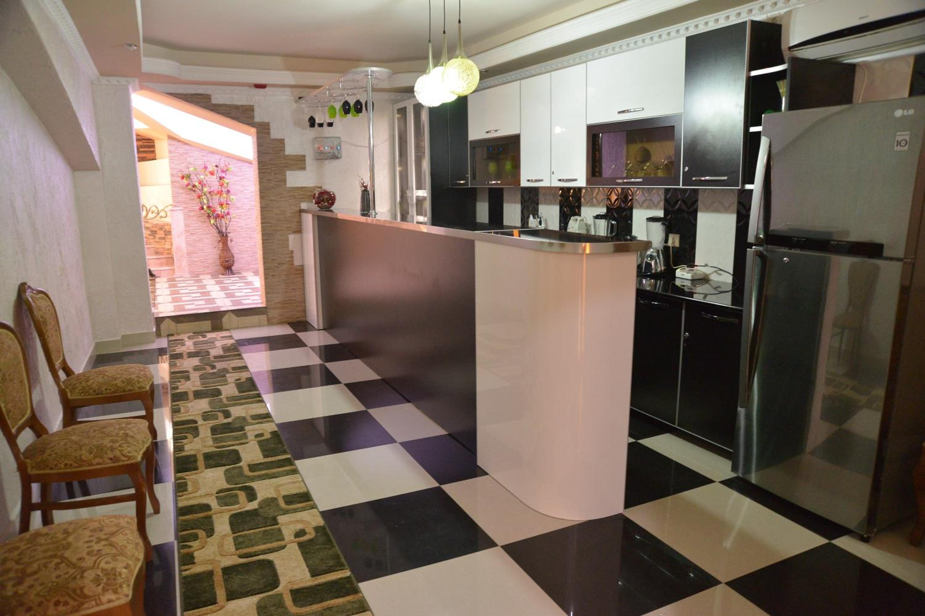 Lux Palace Hotel 6/50
