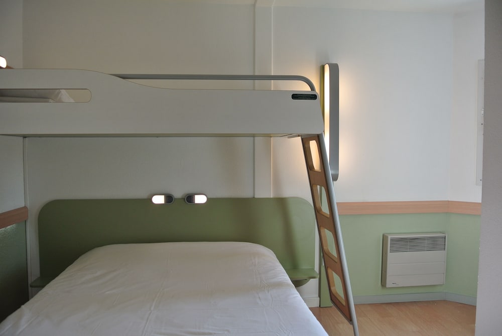 ibis budget Chambery Sud Challes-les-Eaux 13/26