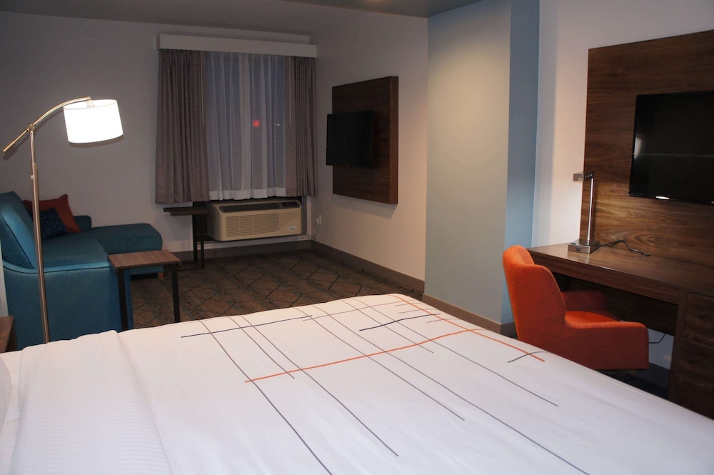 La Quinta Inn & Suites by Wyndham Littleton 15/34