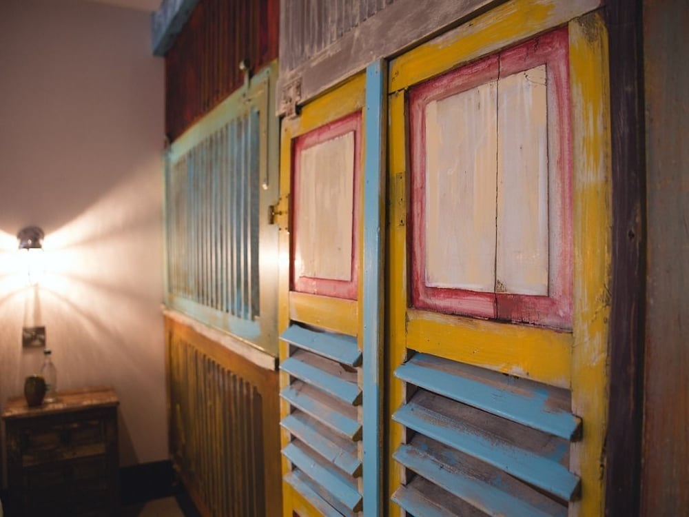 Charter House 2/48