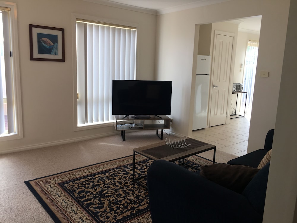 Melton Motor Inn & Apartments 23/32