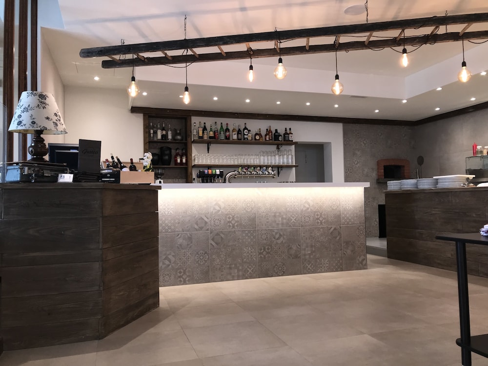 Hotel Cristina 4/45