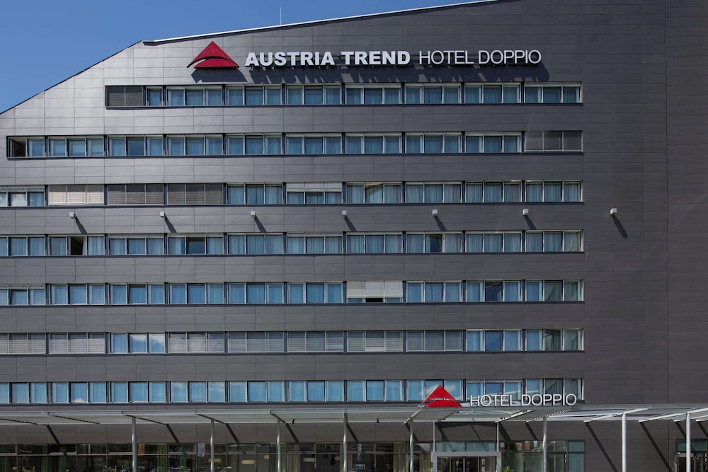 AUSTRIA TREND HOTEL DOPPIO in VIENNA