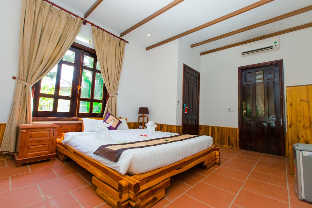BUNGALOW, DOUBLE BED, GARDEN VIEW
