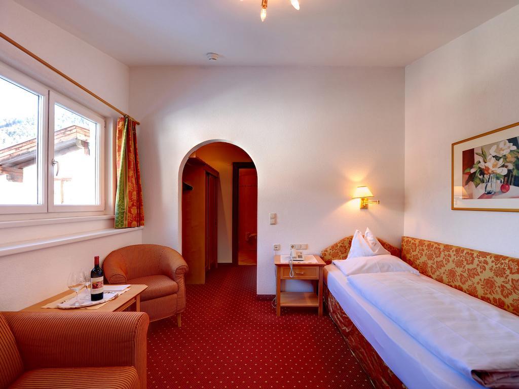 HOTEL ARLBERG 9/29