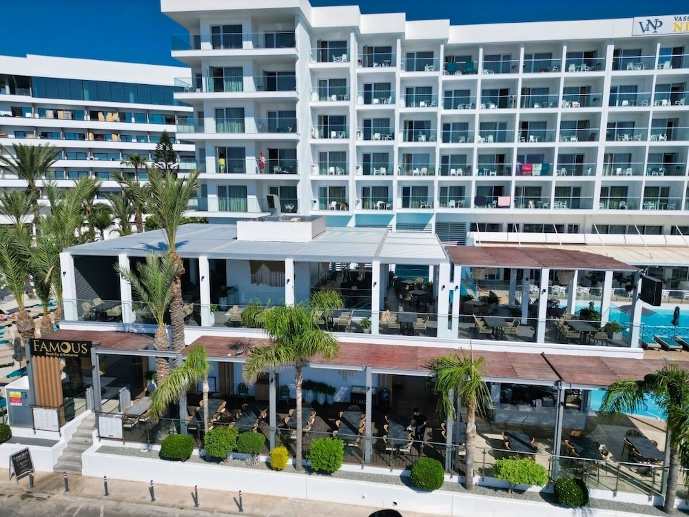 Vassos Nissi Plage in AYIA NAPA