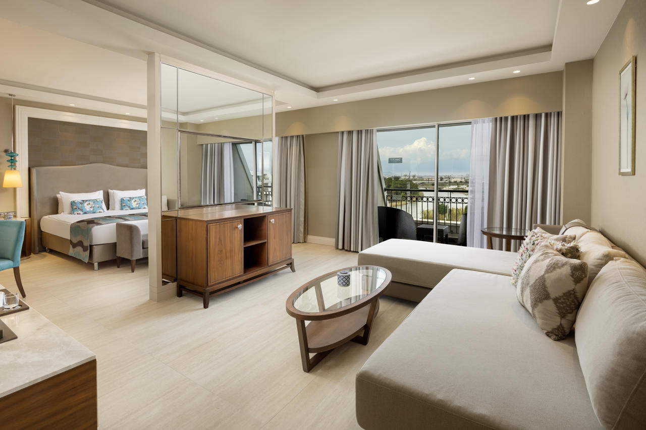 Titanic Deluxe Golf Belek 136/212