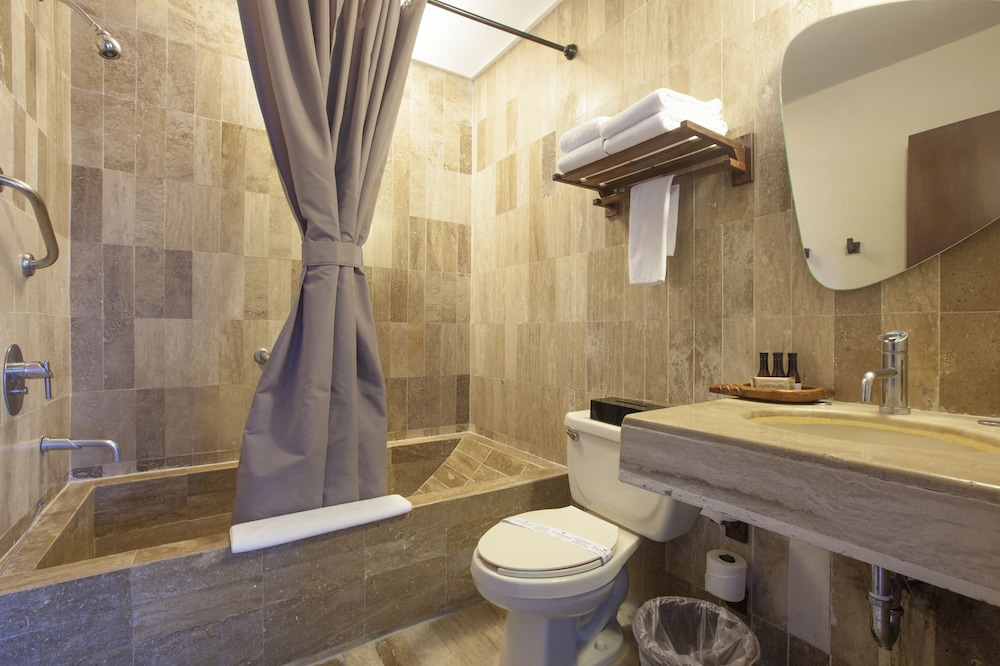 Gaviana Resort 66/69
