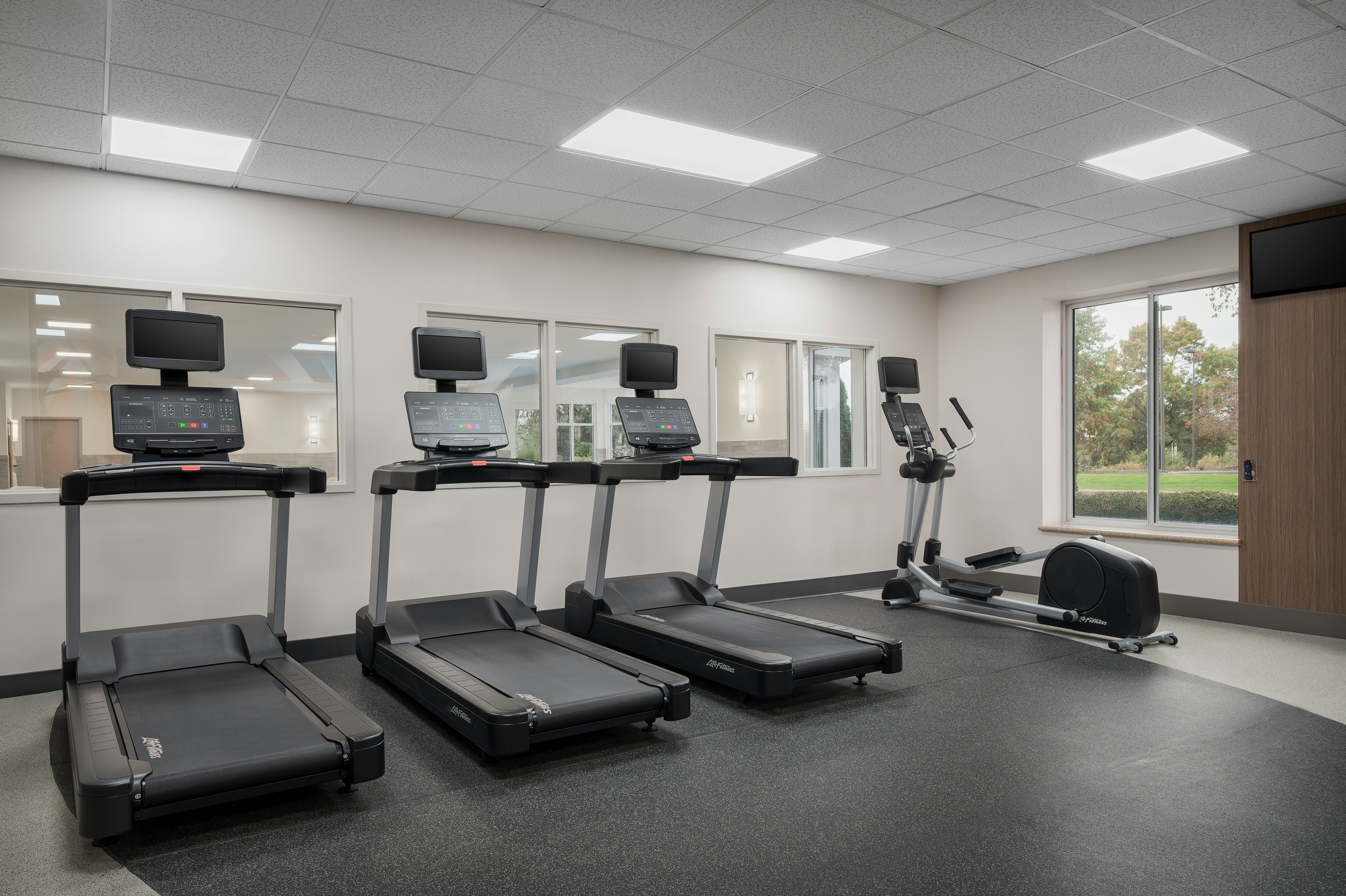 Hilton Garden Inn Wooster 27/48