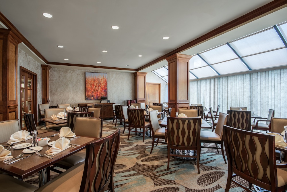Crowne Plaza Hotel Knoxville Downtown University 50/81