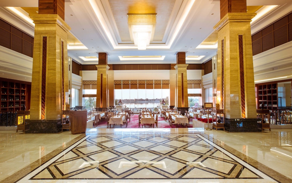 Landmark Mekong Riverside Hotel 7/44