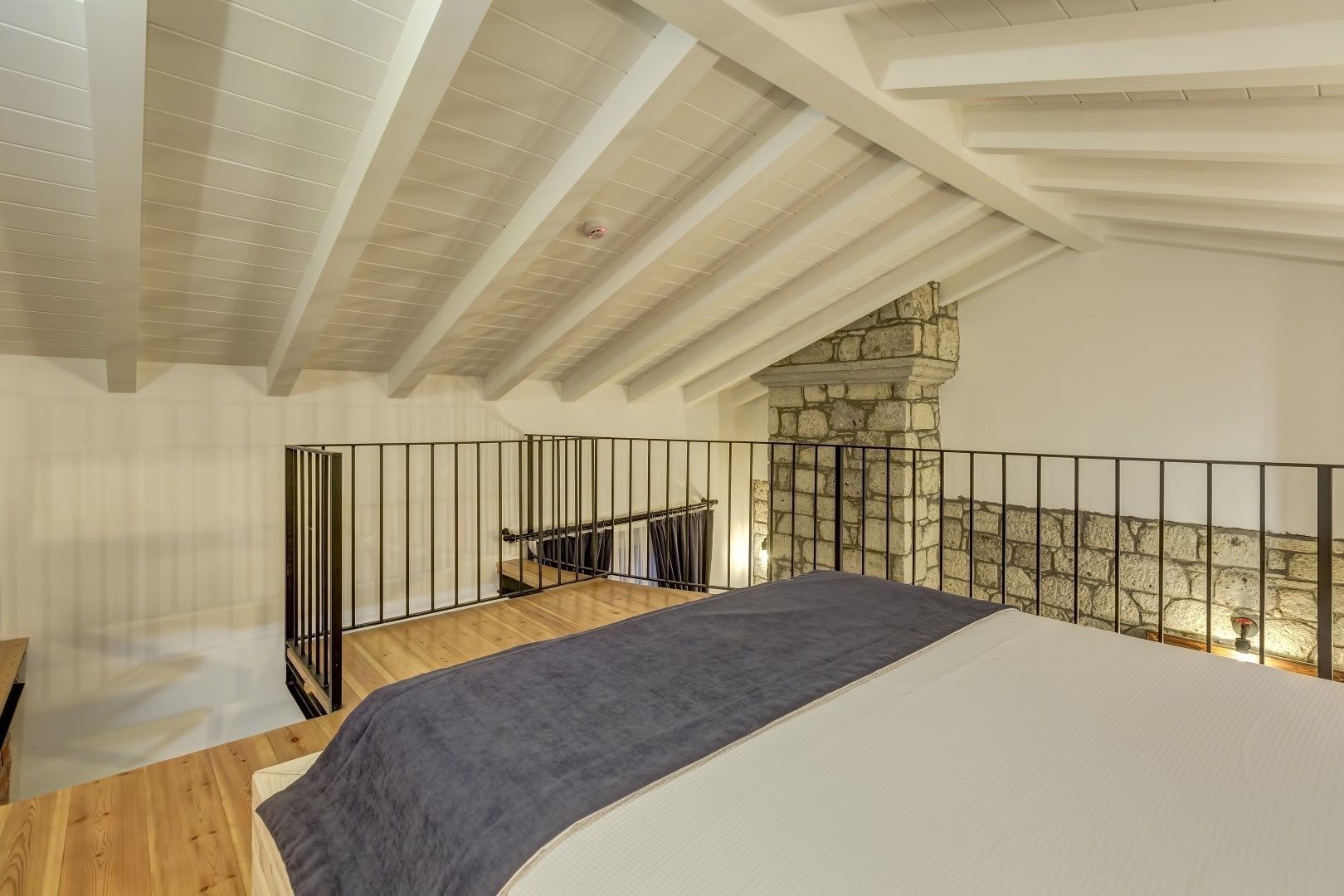 FAMILY, STUDIO, SUITE, QUEEN BED, POOL VIEW, SOFA