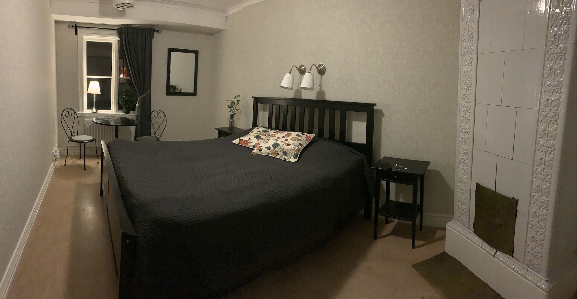 Room, Double Bed