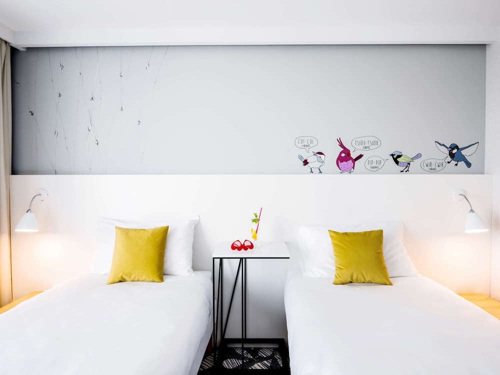 Standard, Twin Beds