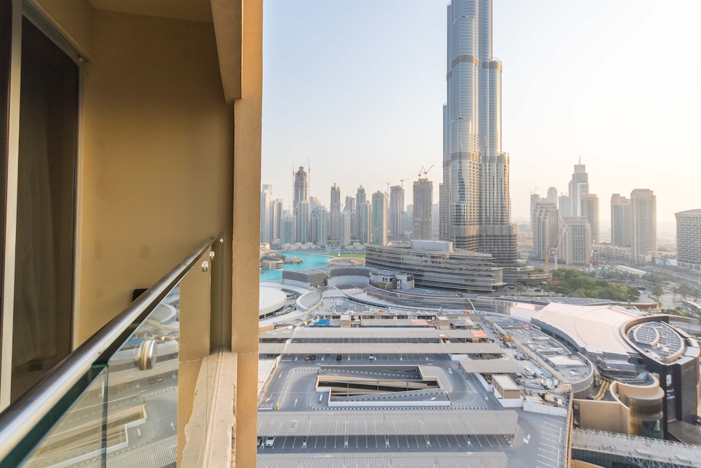 Westminster Dubai Mall 22/50