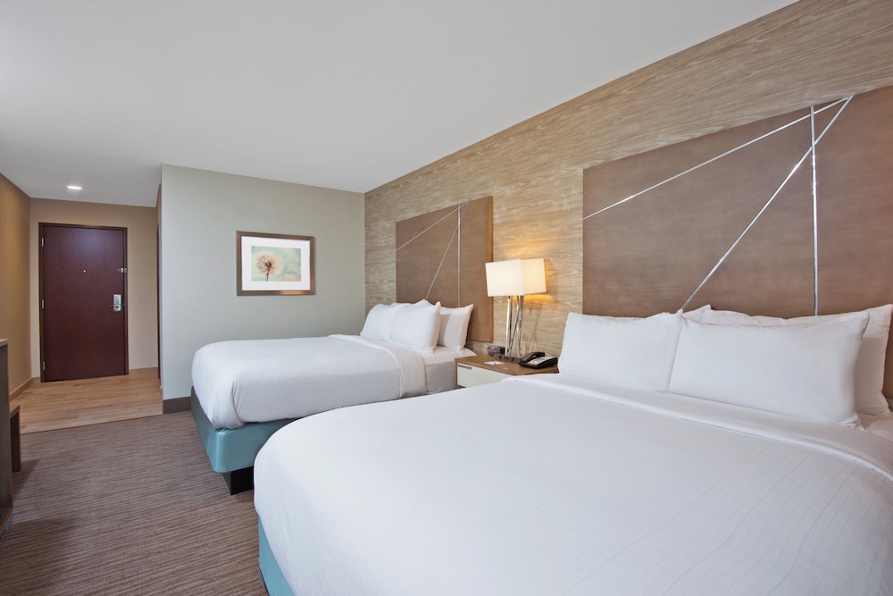 Holiday Inn Express & Suites Harrisburg S - New Cumberland 29/72