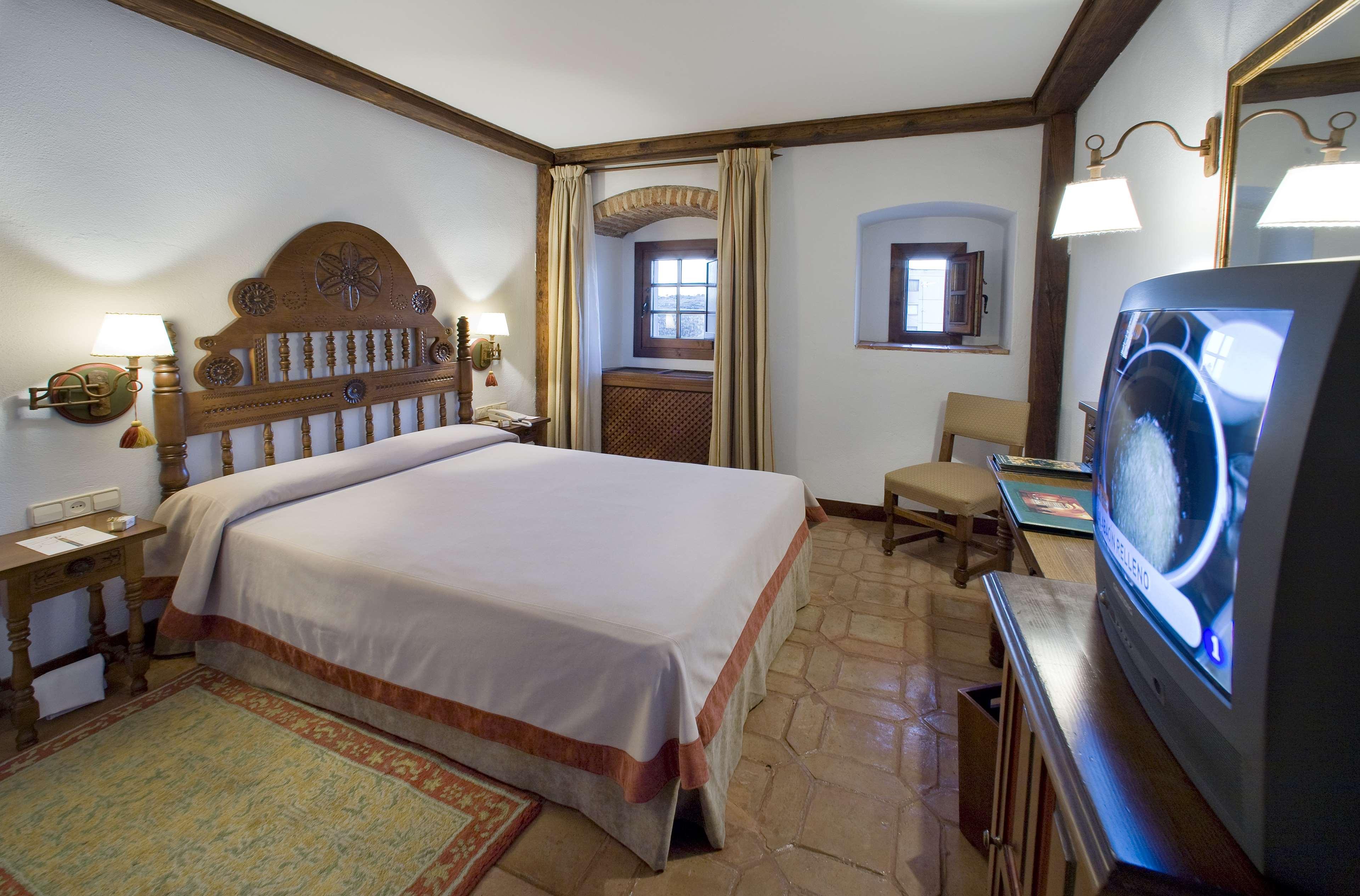 Standard, Double Bed