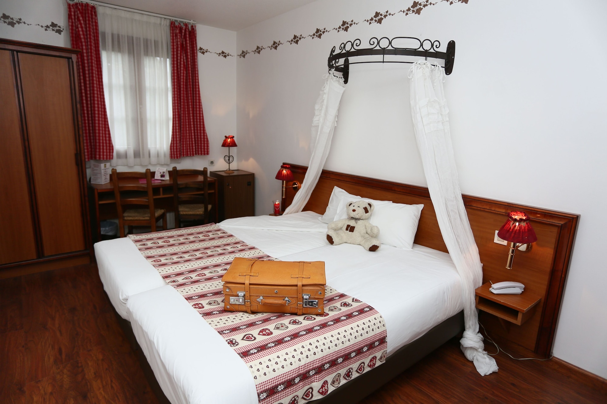 rooms