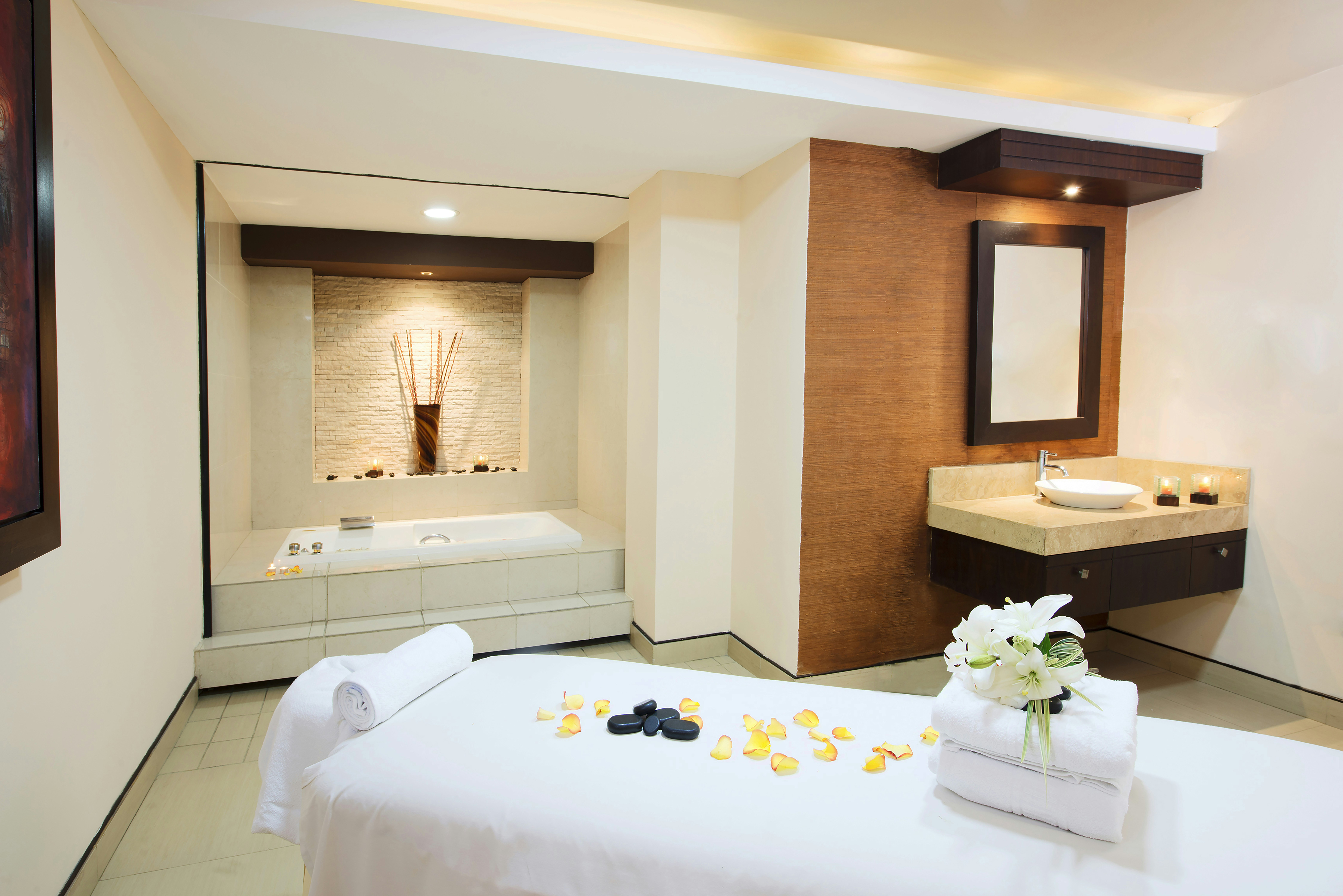Hilton Colon Guayaquil 50/50