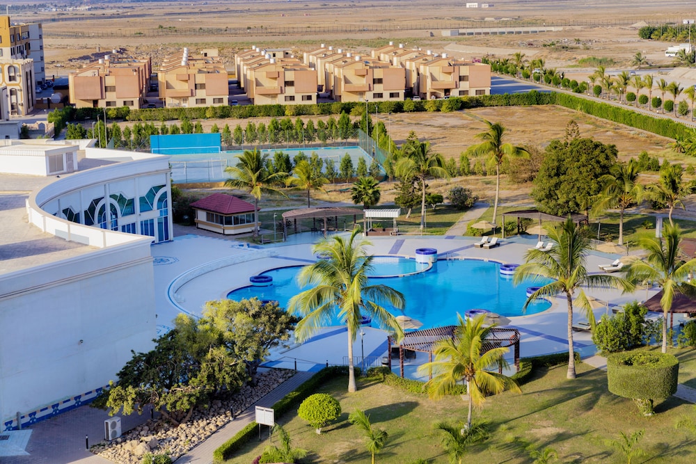 Hamdan Plaza Hotel 41/43