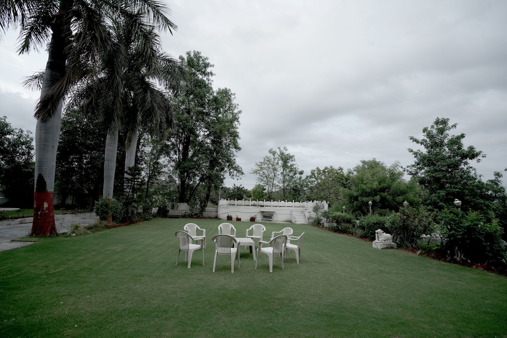 Devendra Garh 46/50