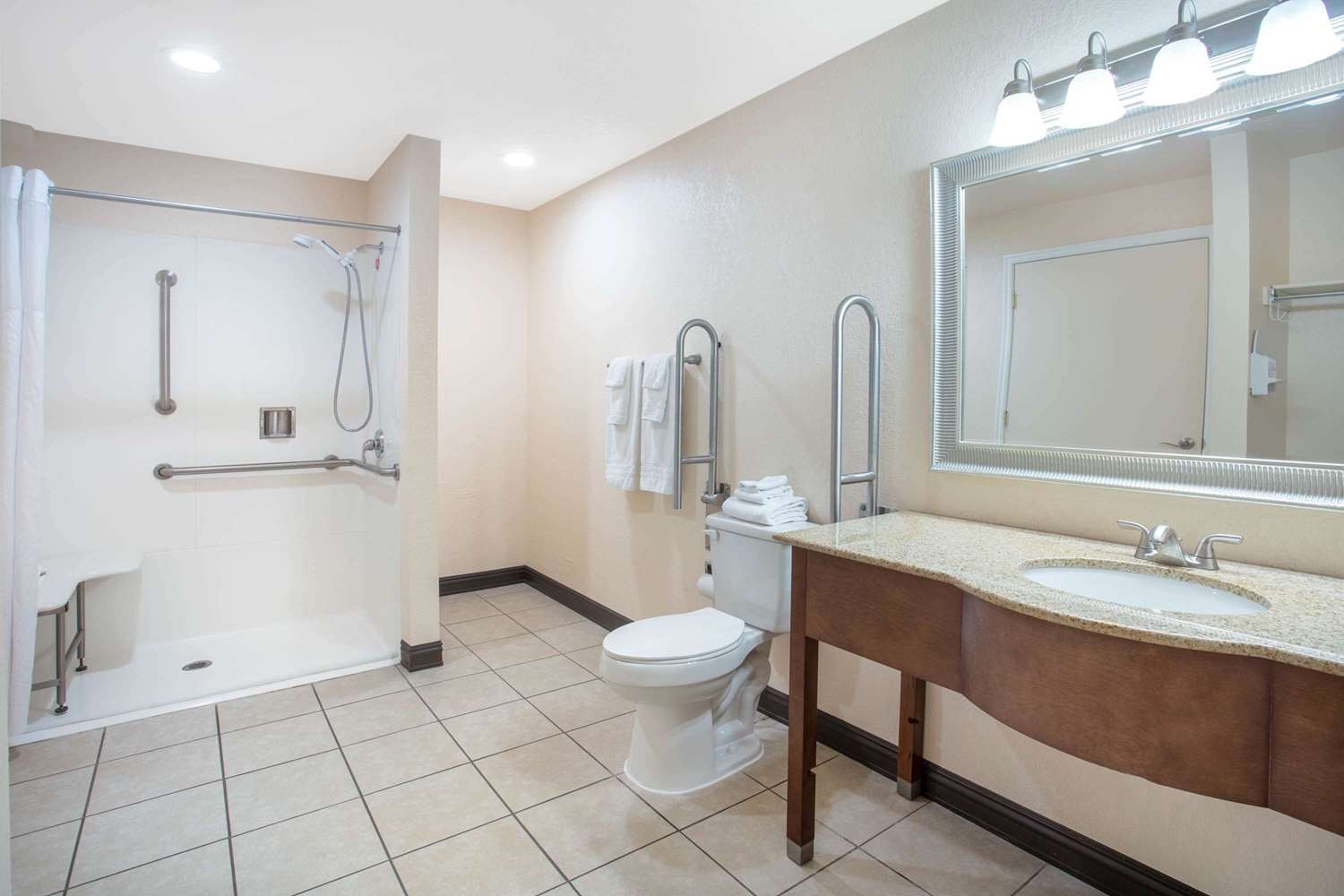 Travelodge by Wyndham Hawthorne 26/27