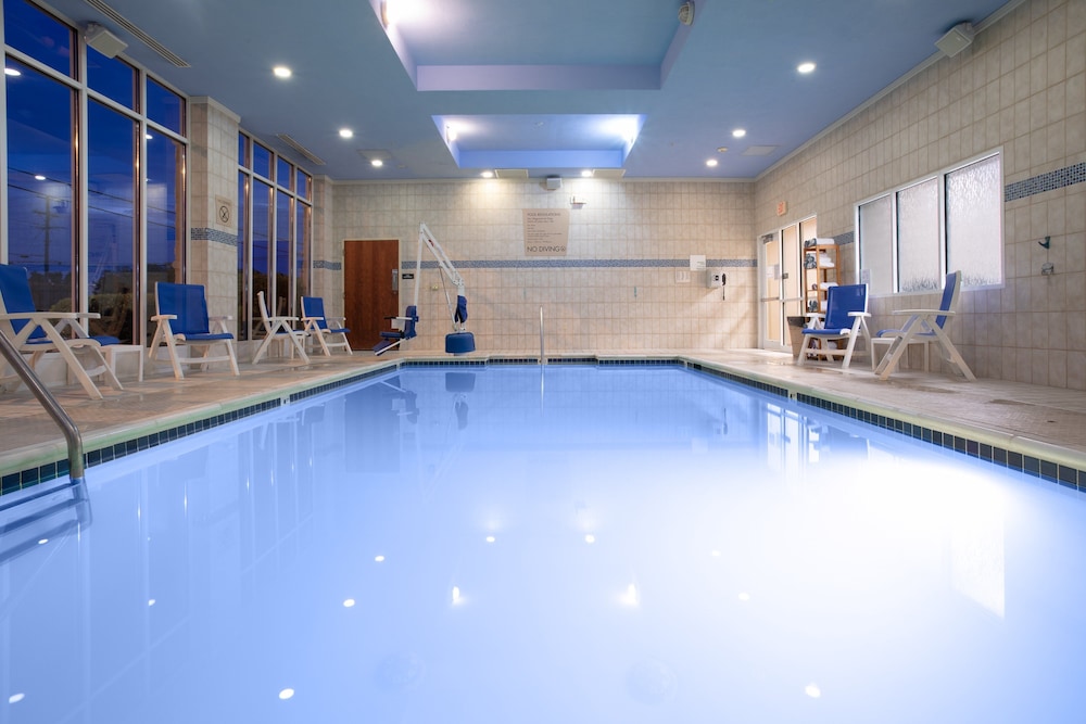 swimming pool spa