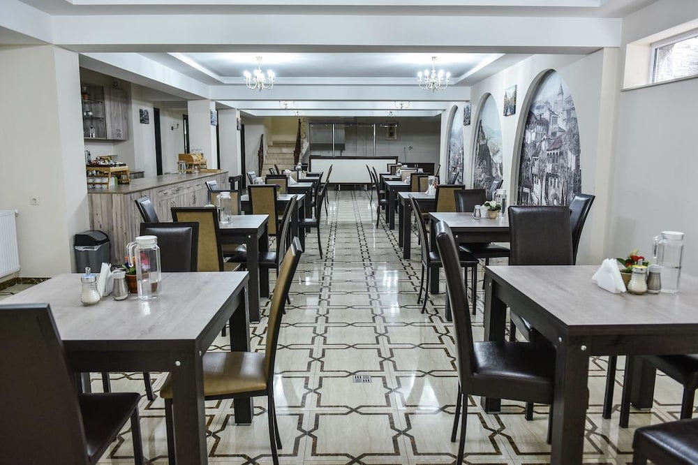 MariaLuis Hotel 57/68