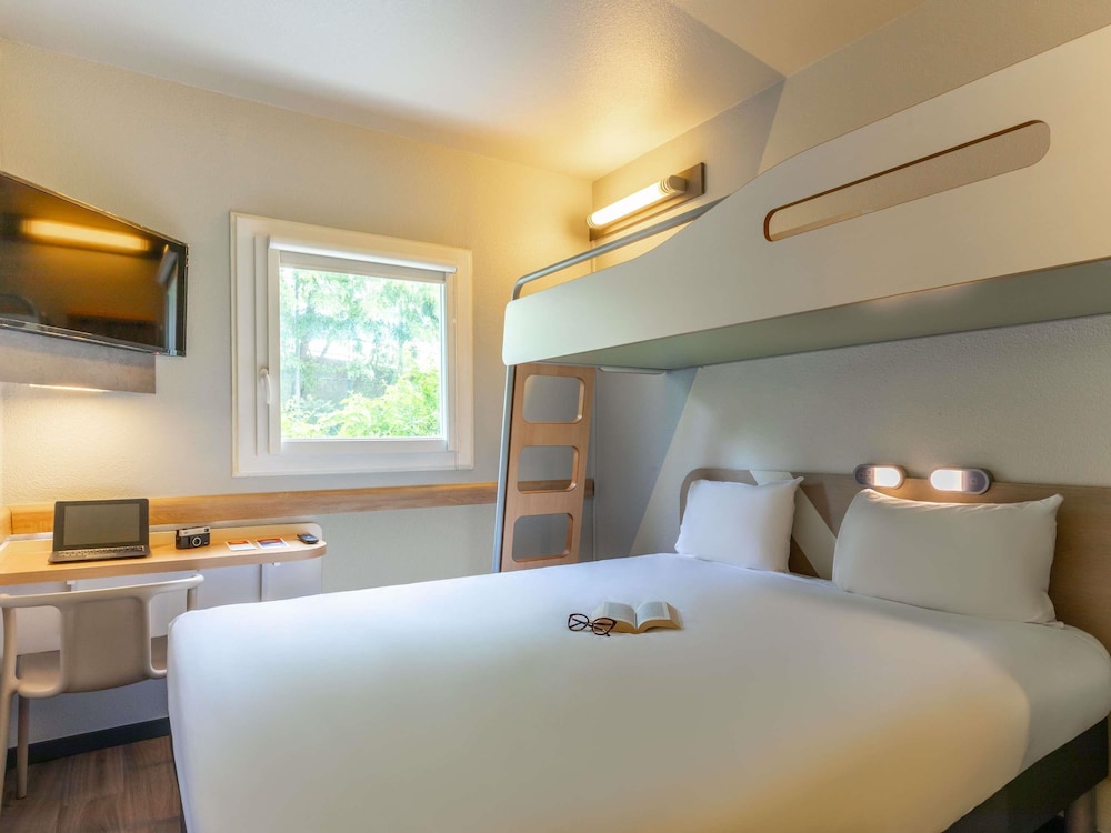 Ibis Budget Velizy 35/67
