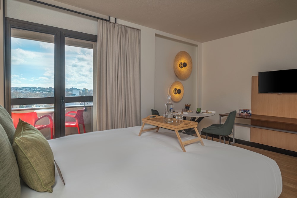 استوديو بسرير كوين بشرفة، FirstName Toulouse Residence, part of JdV by Hyatt 2/6