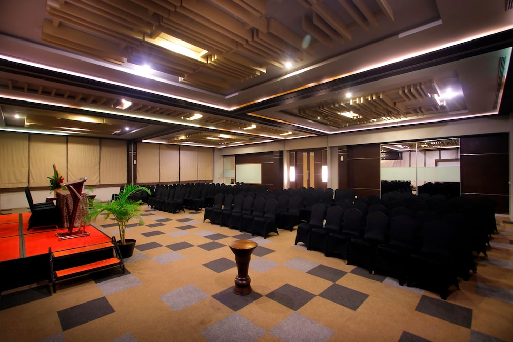 The Lerina Hotel Nusa Dua 55/60