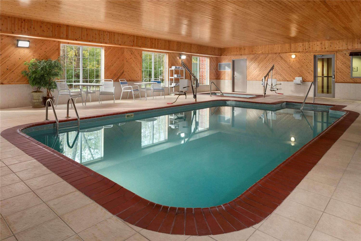 Country Inn Suites By Radisson Lima Oh 7/16